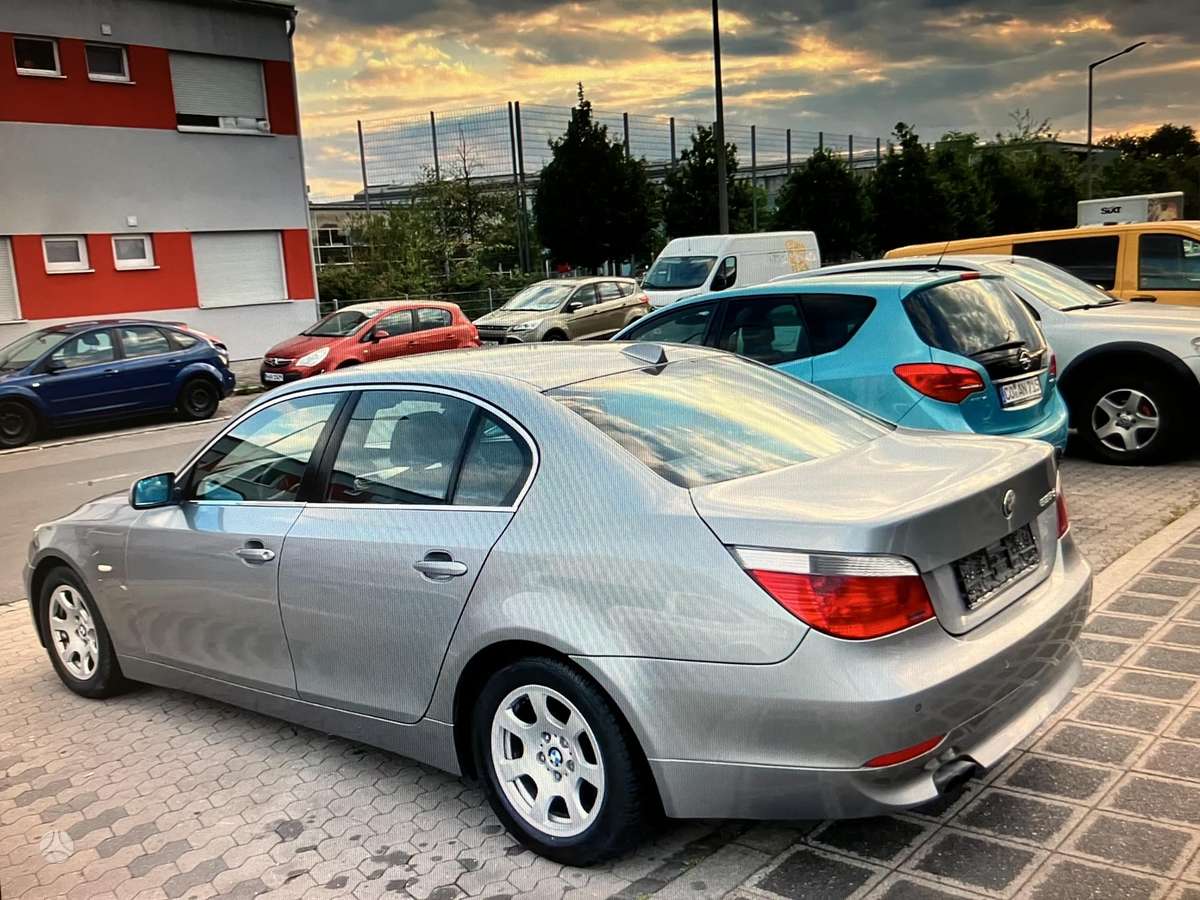 BMW 525, 2.5 l., Седан