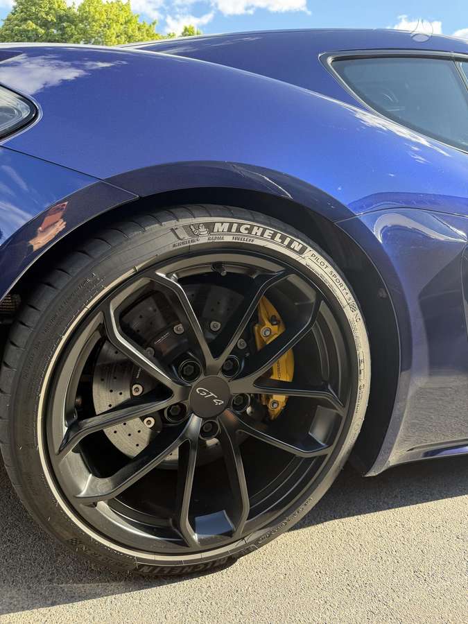 Porsche Cayman - 8