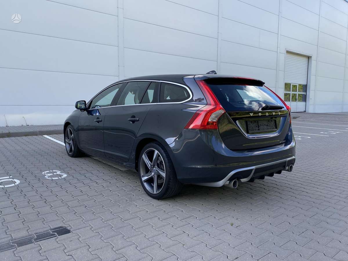 Volvo V60, 2.4 l., universalas