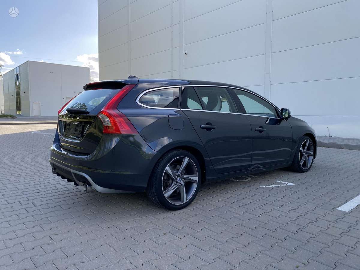 Volvo V60, 2.4 l., Универсал