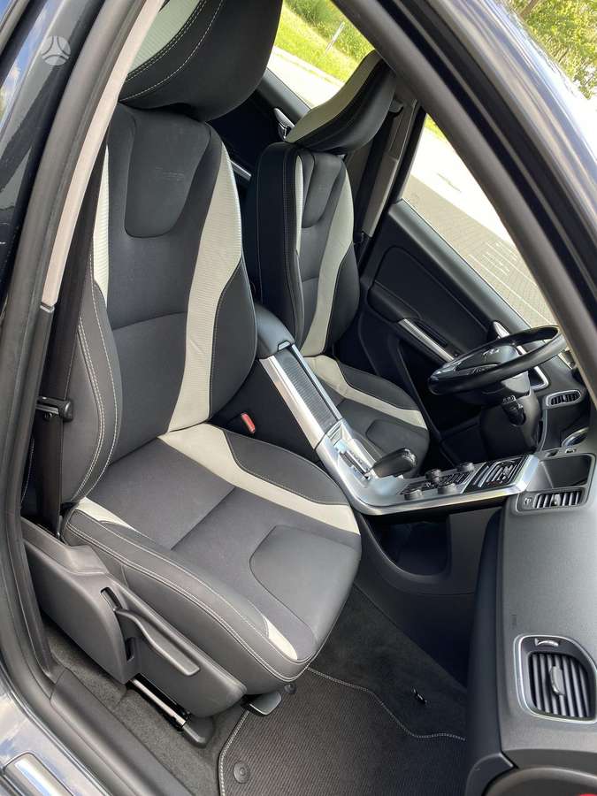 Volvo V60, 2.4 l., wagon