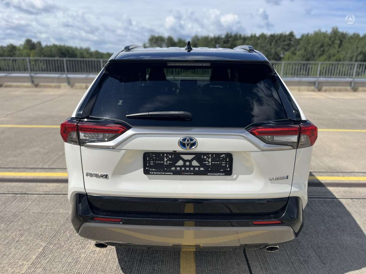 Toyota RAV4 - 5