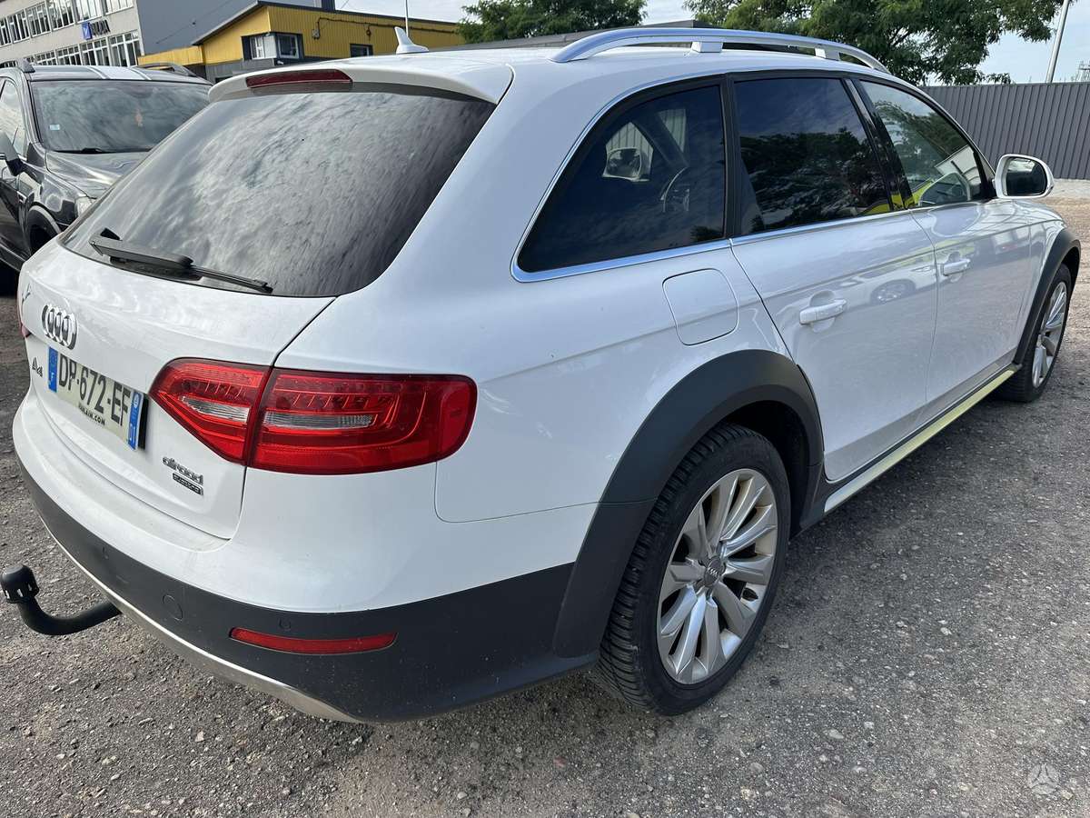 Audi A4 allroad, 3.0 l., Универсал