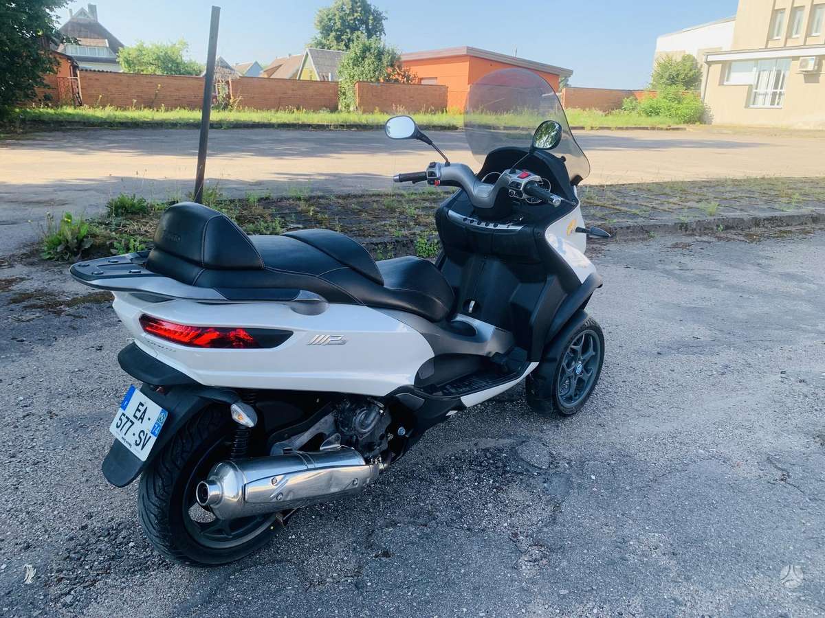 Piaggio MP3 500cc, trikes