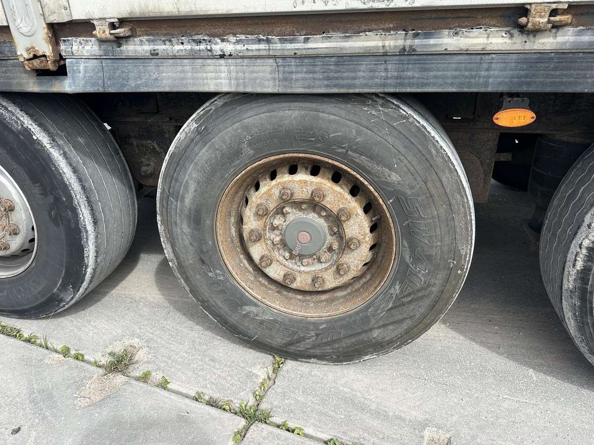 Kögel, bortinės su tentu
