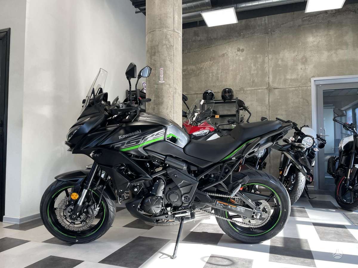 Kawasaki Versys 650cc, enduro / adventure