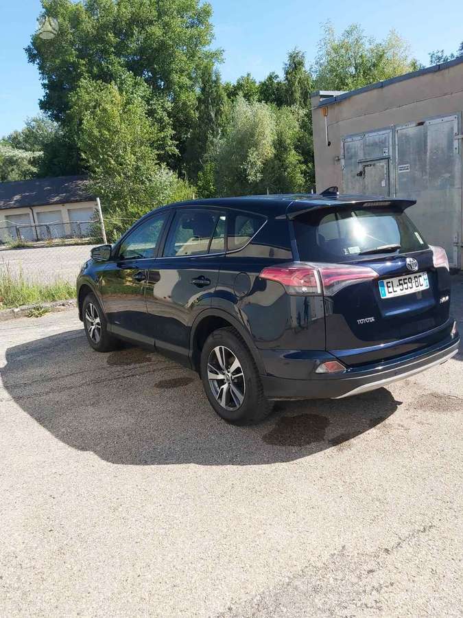 Toyota RAV4 - 4