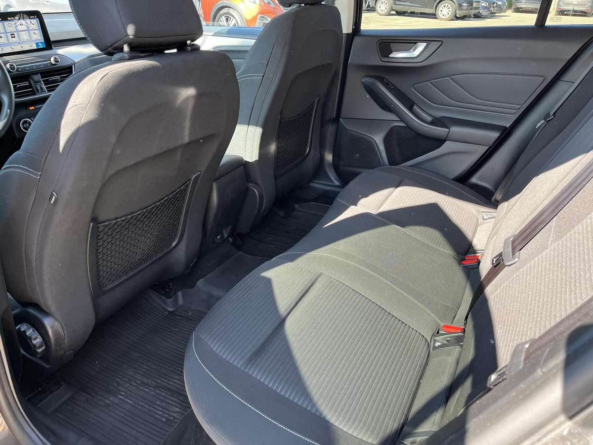 Ford Focus, 1.0 l., hatchback