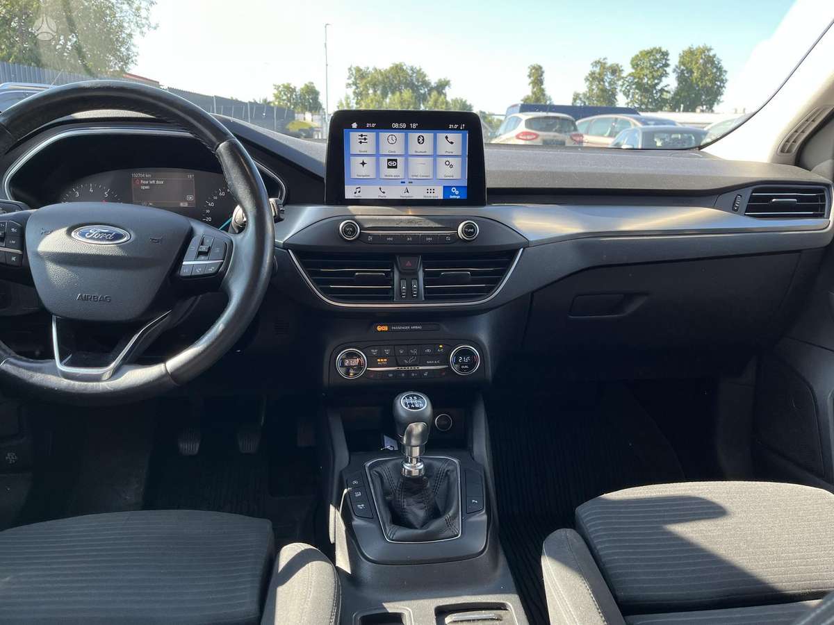 Ford Focus, 1.0 l., Хэтчбек