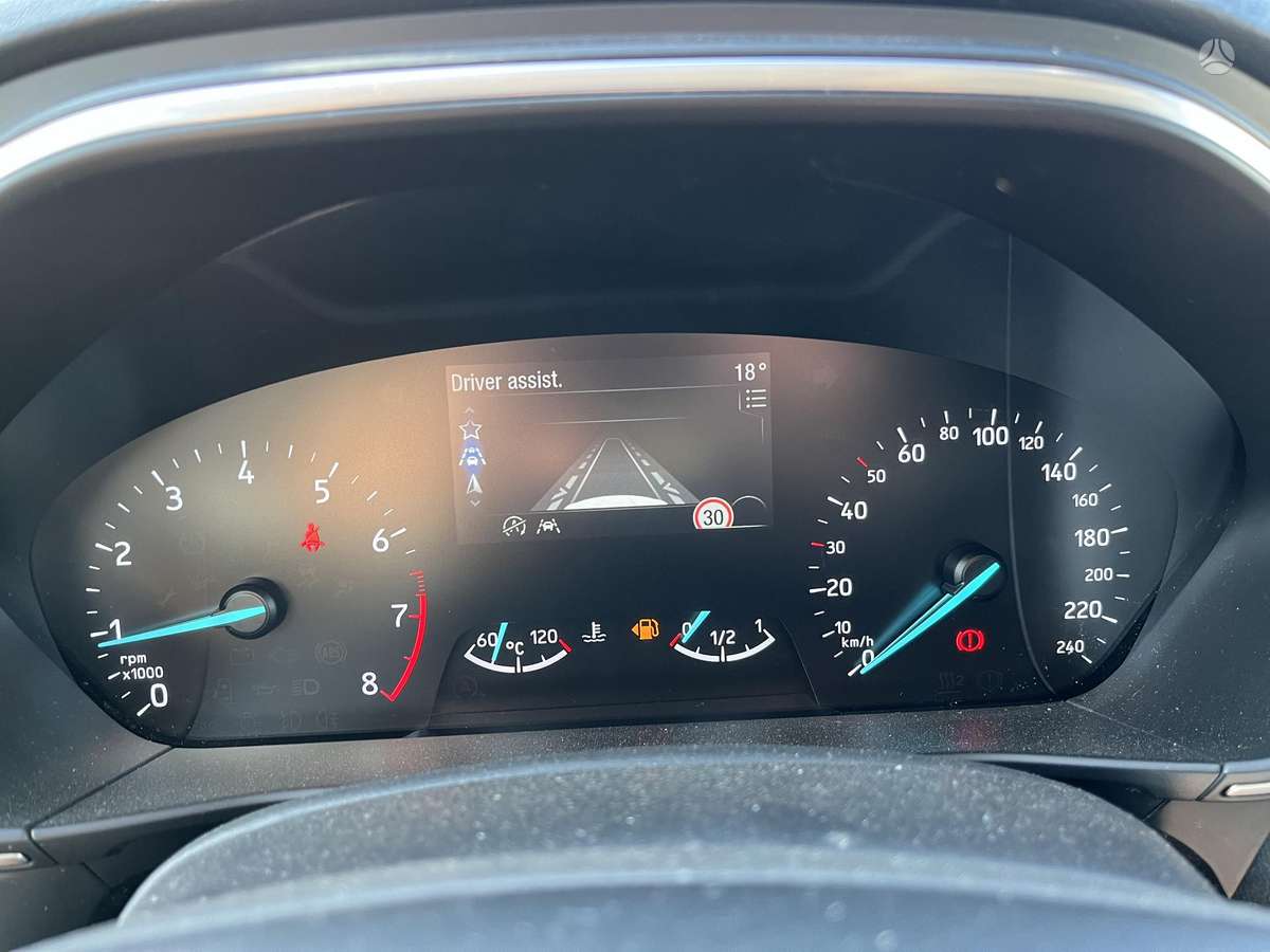Ford Focus, 1.0 l., Хэтчбек