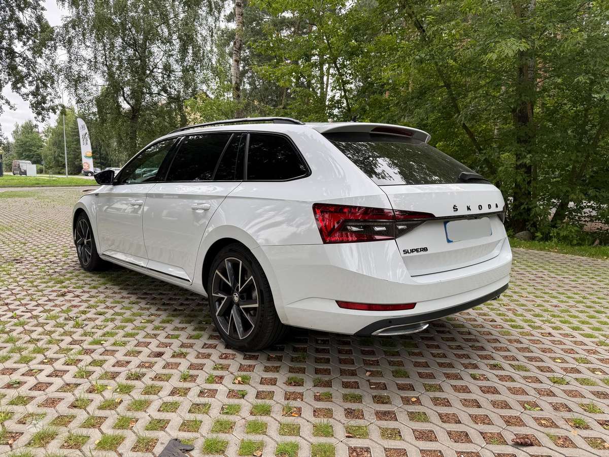 Škoda Superb - 7