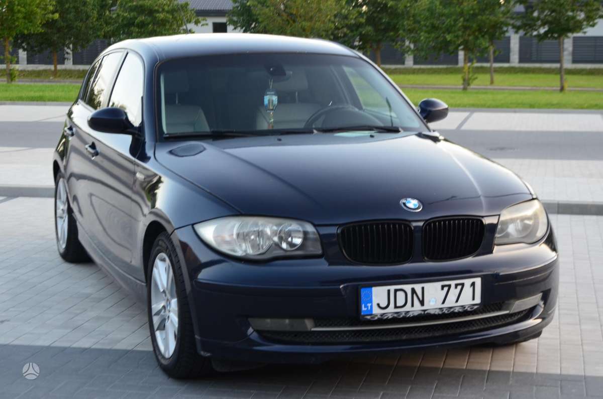 BMW 120, 2.0 l., hatchback