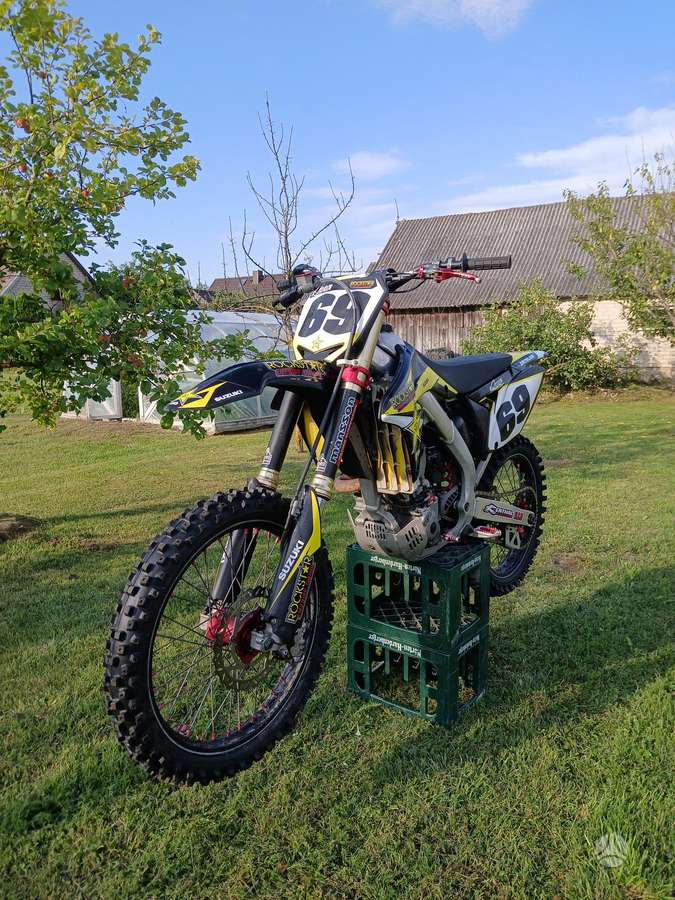 Suzuki RMZ 250cc, кроссовые