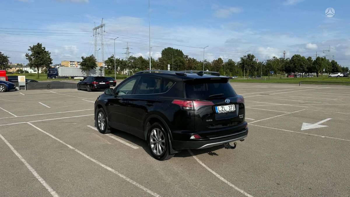 Toyota RAV4 - 3