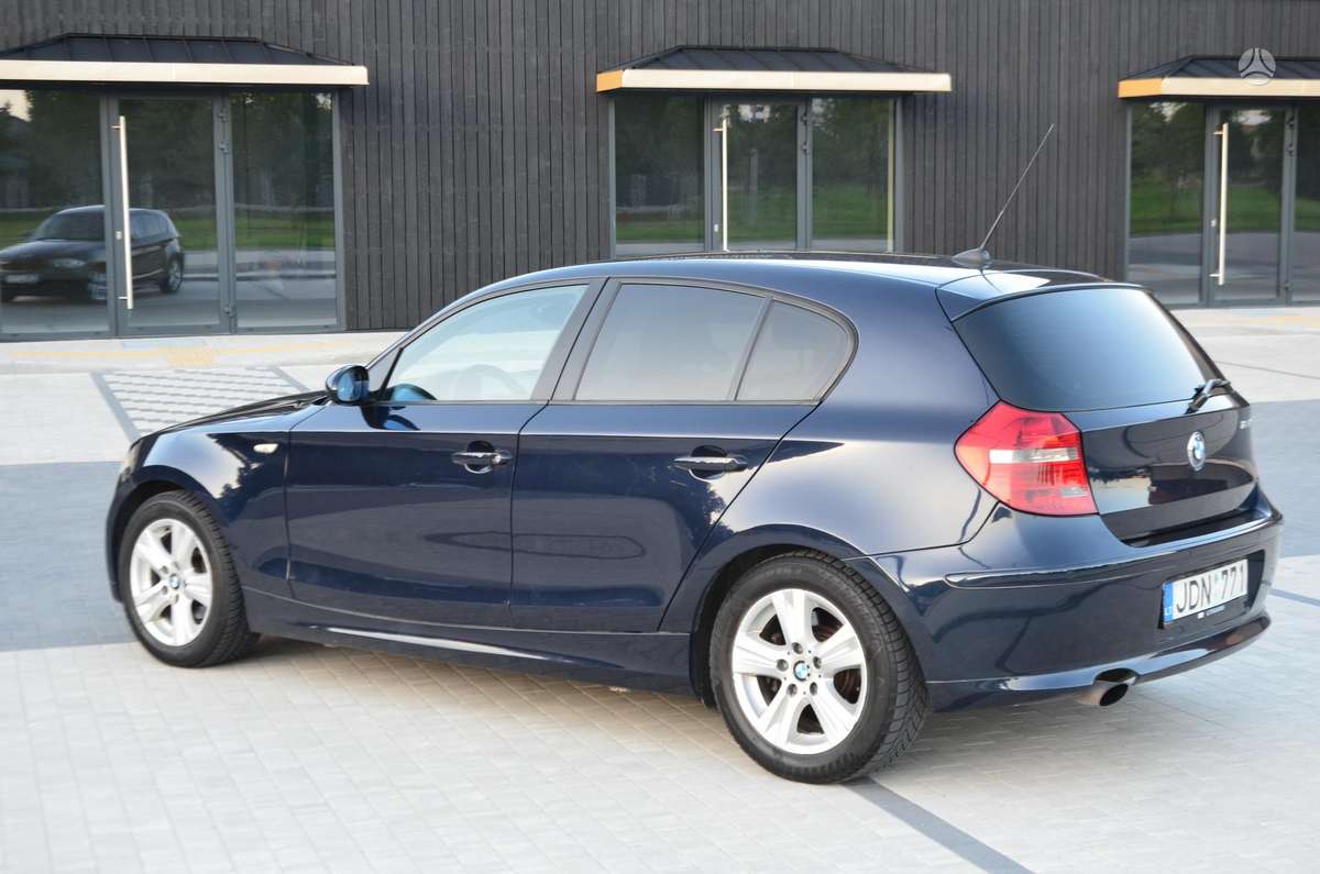 BMW 120, 2.0 l., hatchback