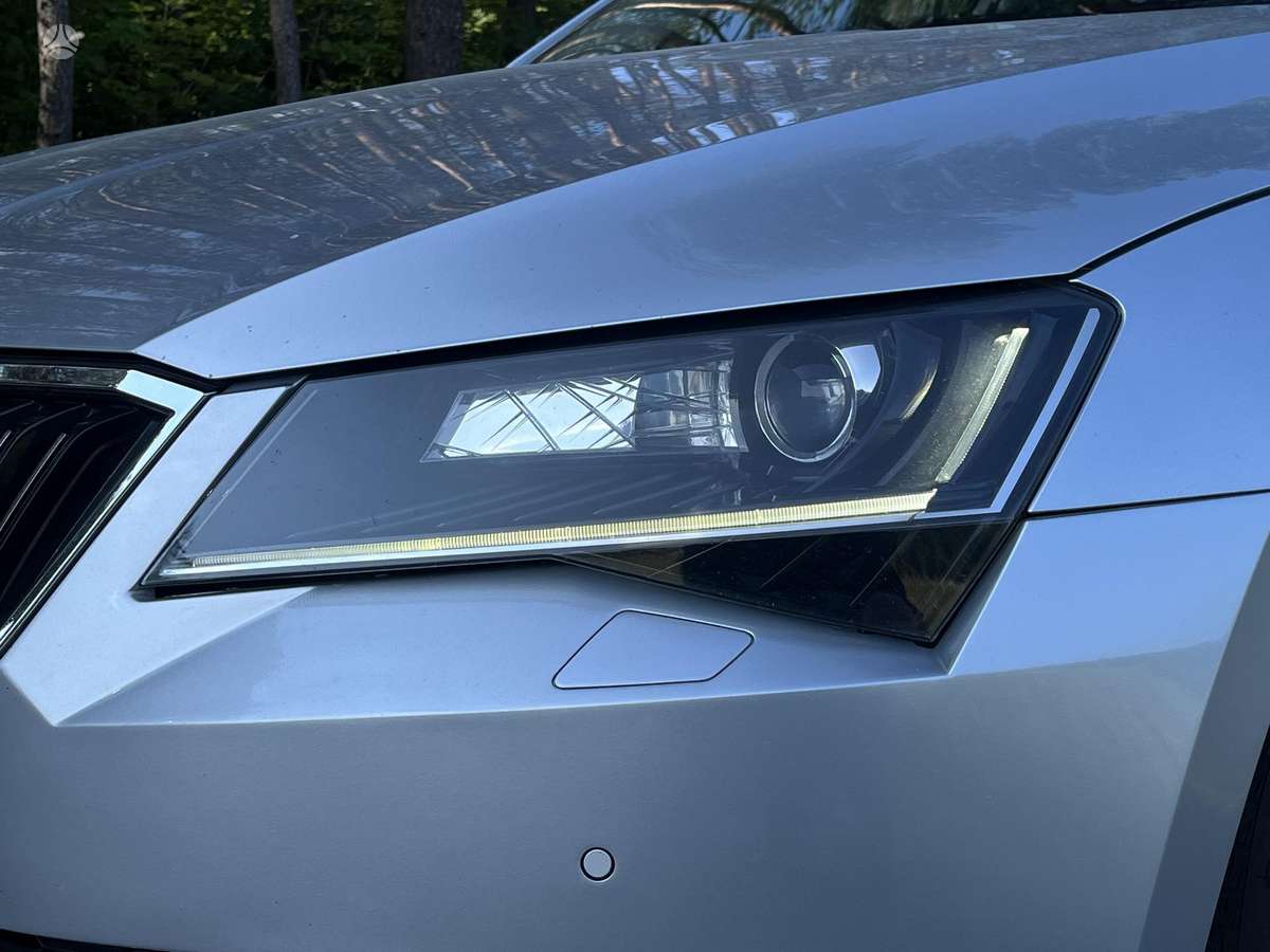 Skoda Superb, 2.0 l., Универсал