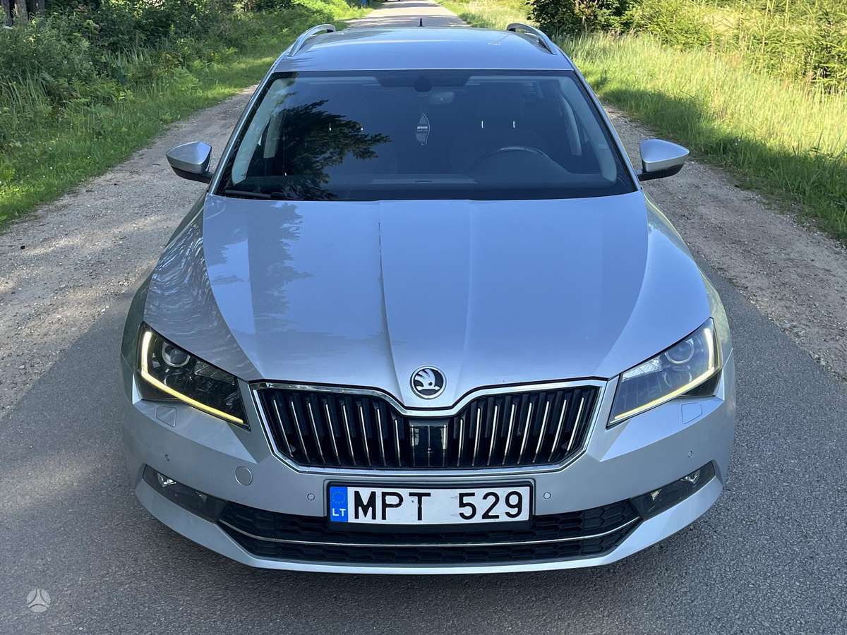 Skoda Superb, 2.0 l., Универсал