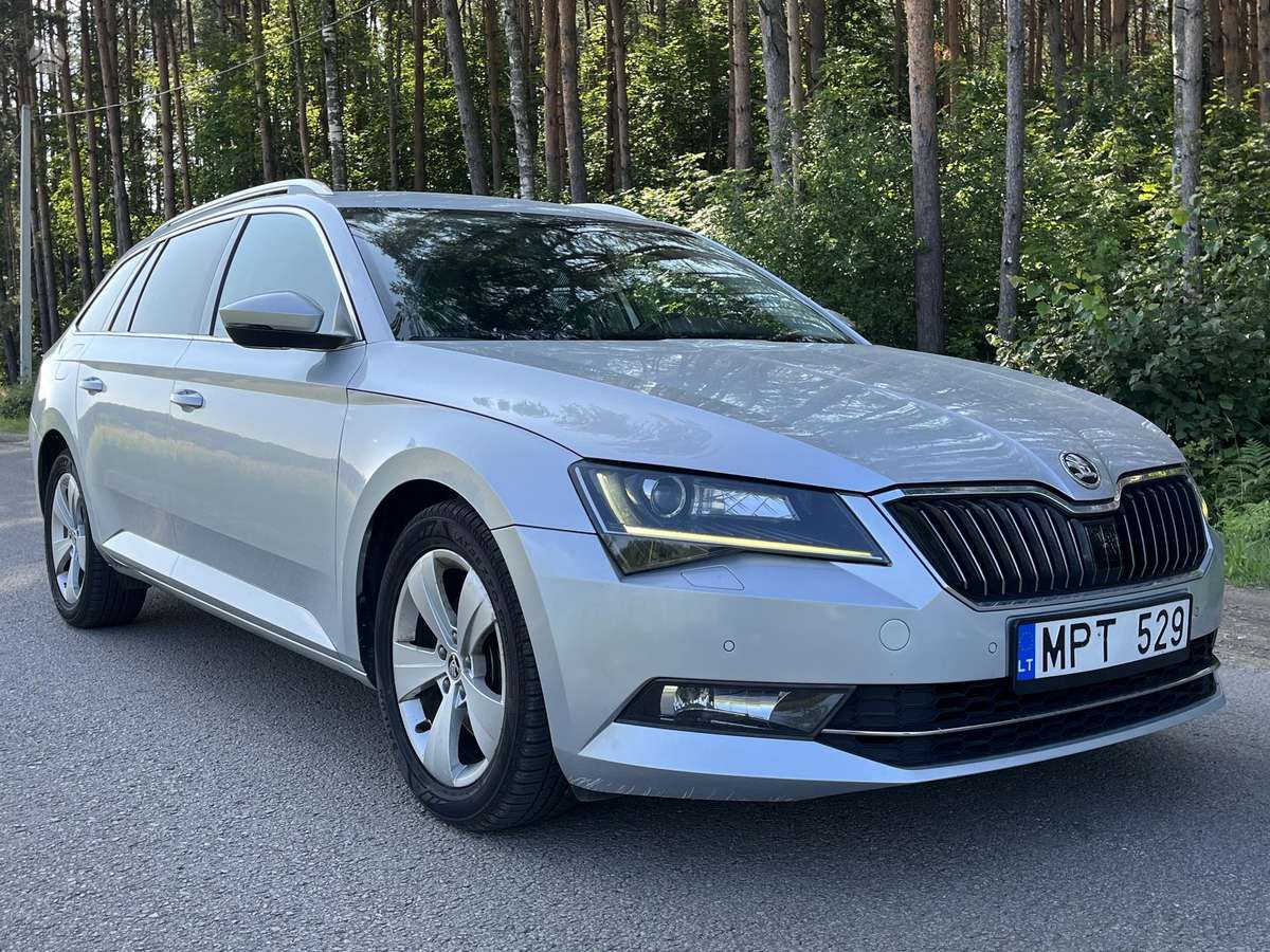 Skoda Superb, 2.0 l., Универсал