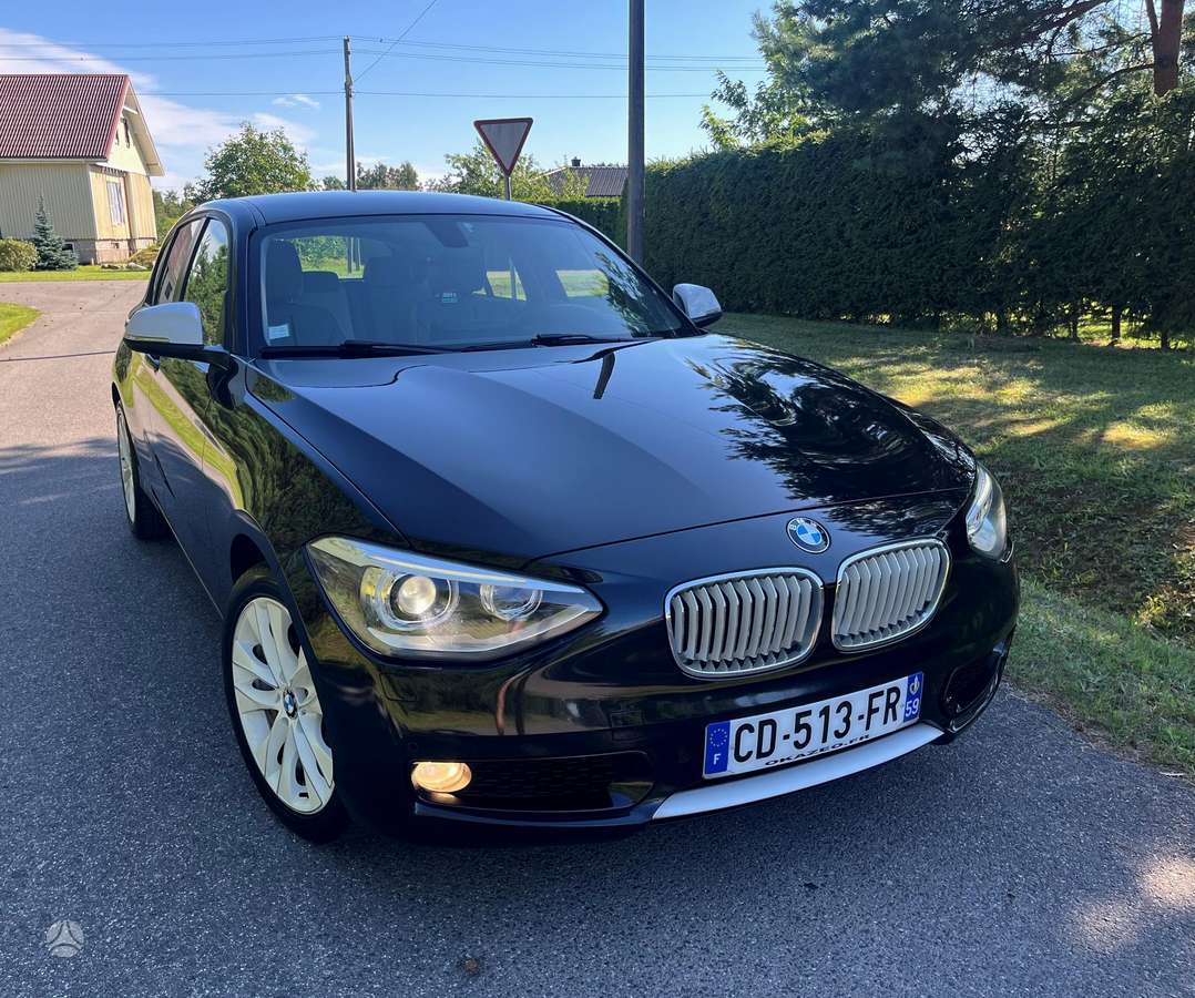 BMW 120, 2.0 l., hatchback