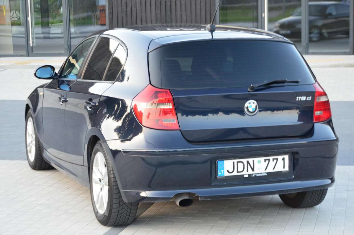 BMW 120, 2.0 l., Хэтчбек