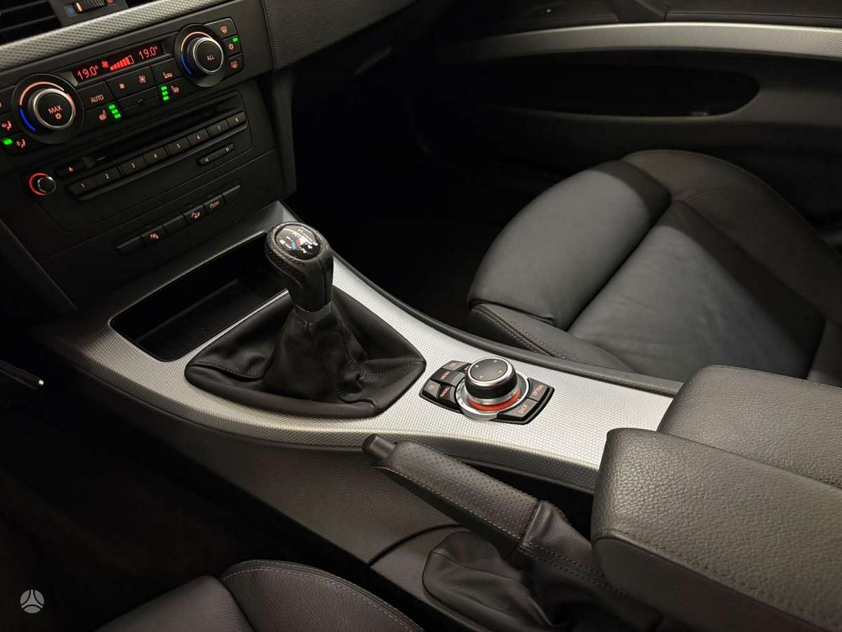 BMW 320, 2.0 l., wagon
