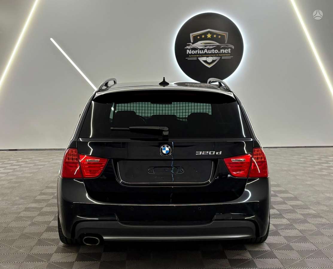 BMW 320, 2.0 l., wagon