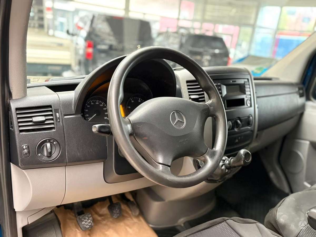 Mercedes-Benz 316CDI, бортовые