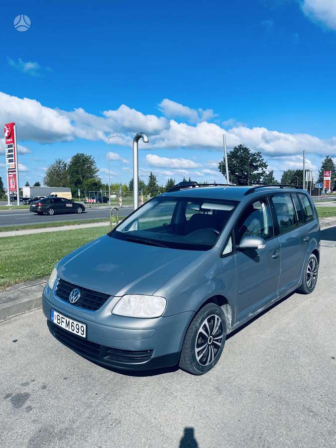 Volkswagen Touran - 2