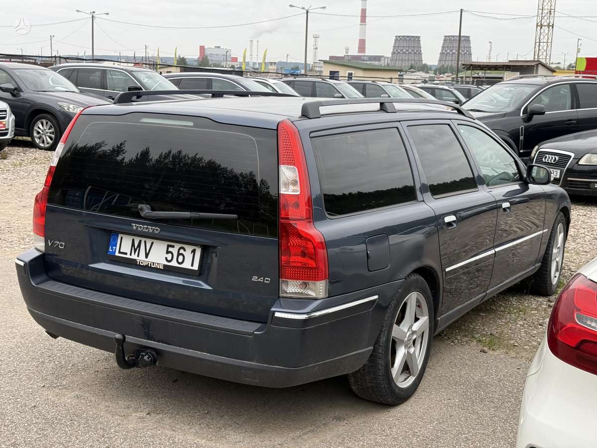 Volvo V70, 2.4 l., wagon