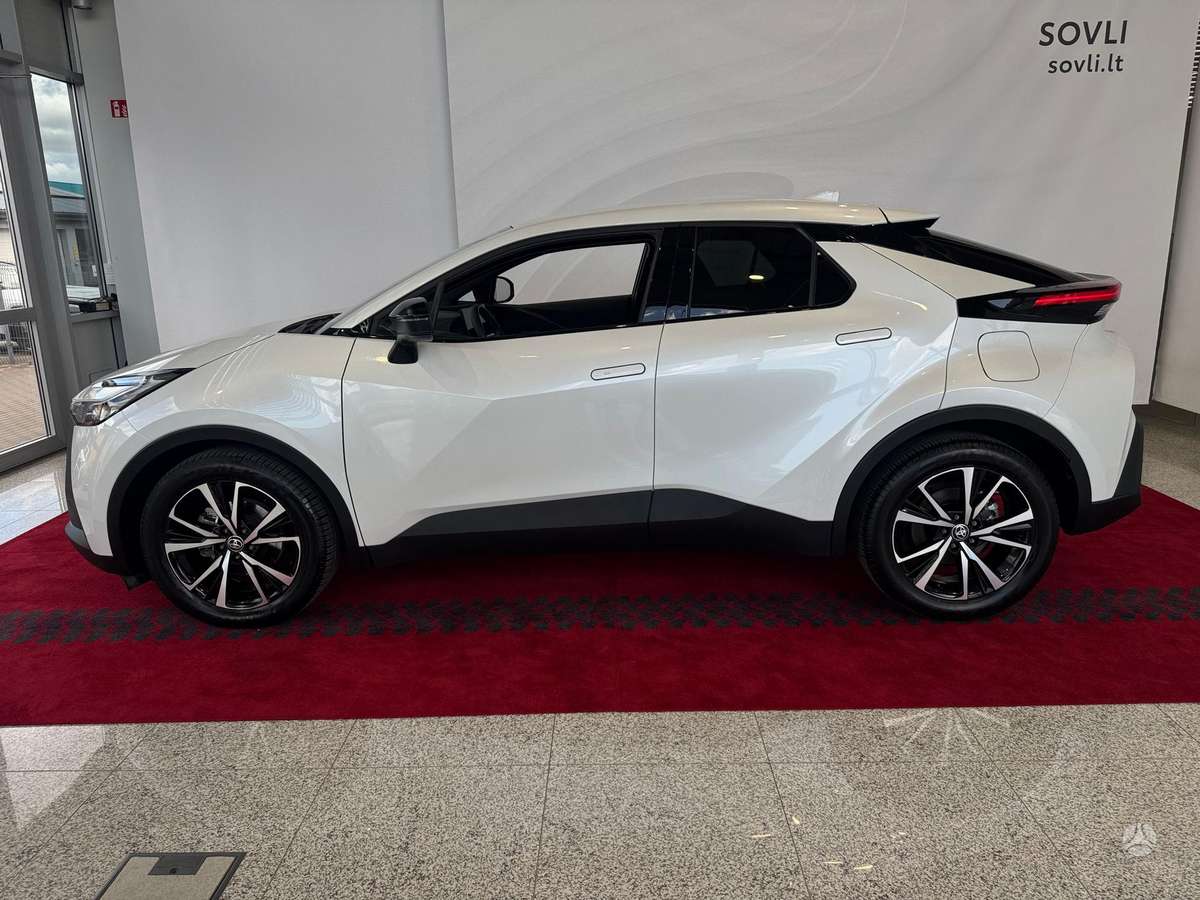 Toyota C-HR - 4