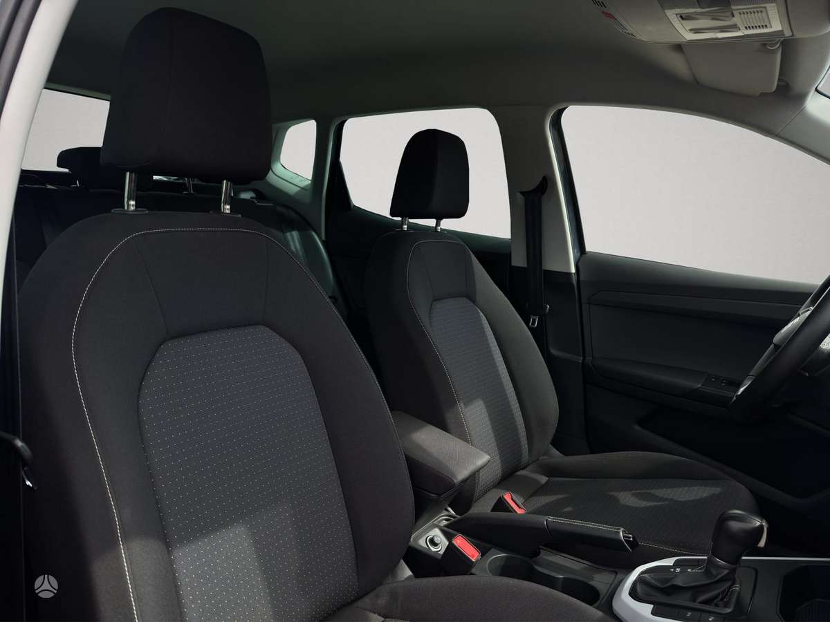 SEAT Arona - 11