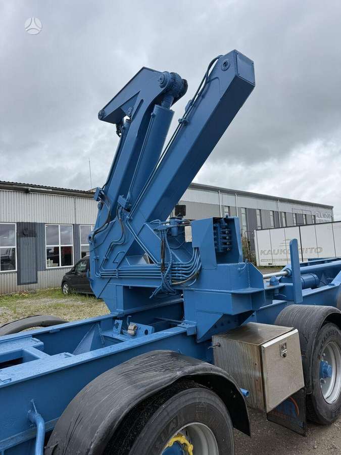 -Kita- Steelmec SSL 20-45, container