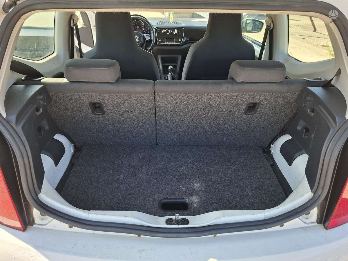 Volkswagen Up, 1.0 l., hatchback
