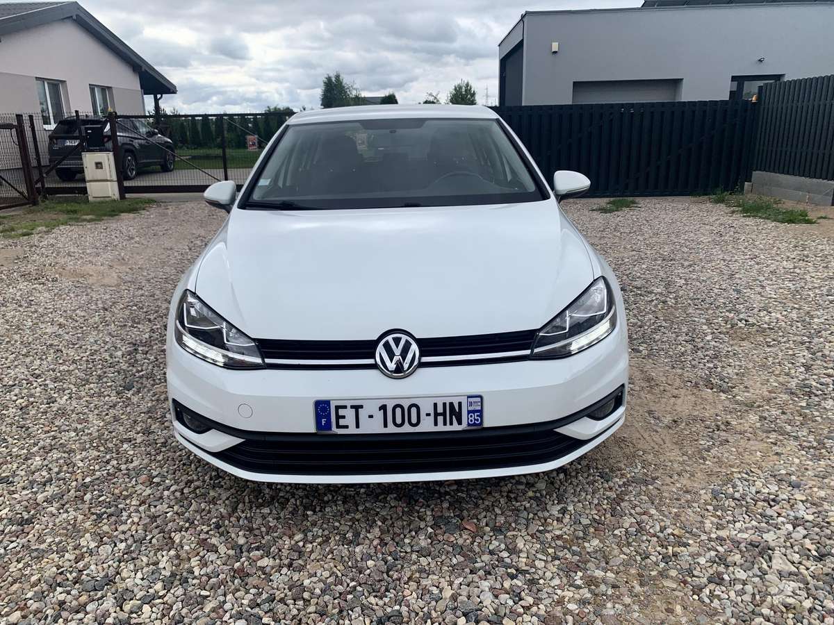 Volkswagen Golf - 4
