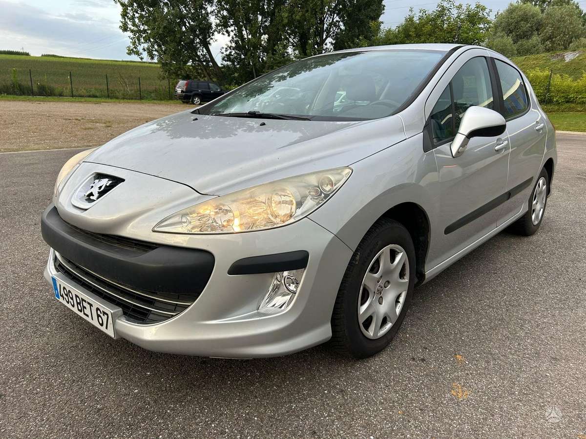 Peugeot 308 - 1
