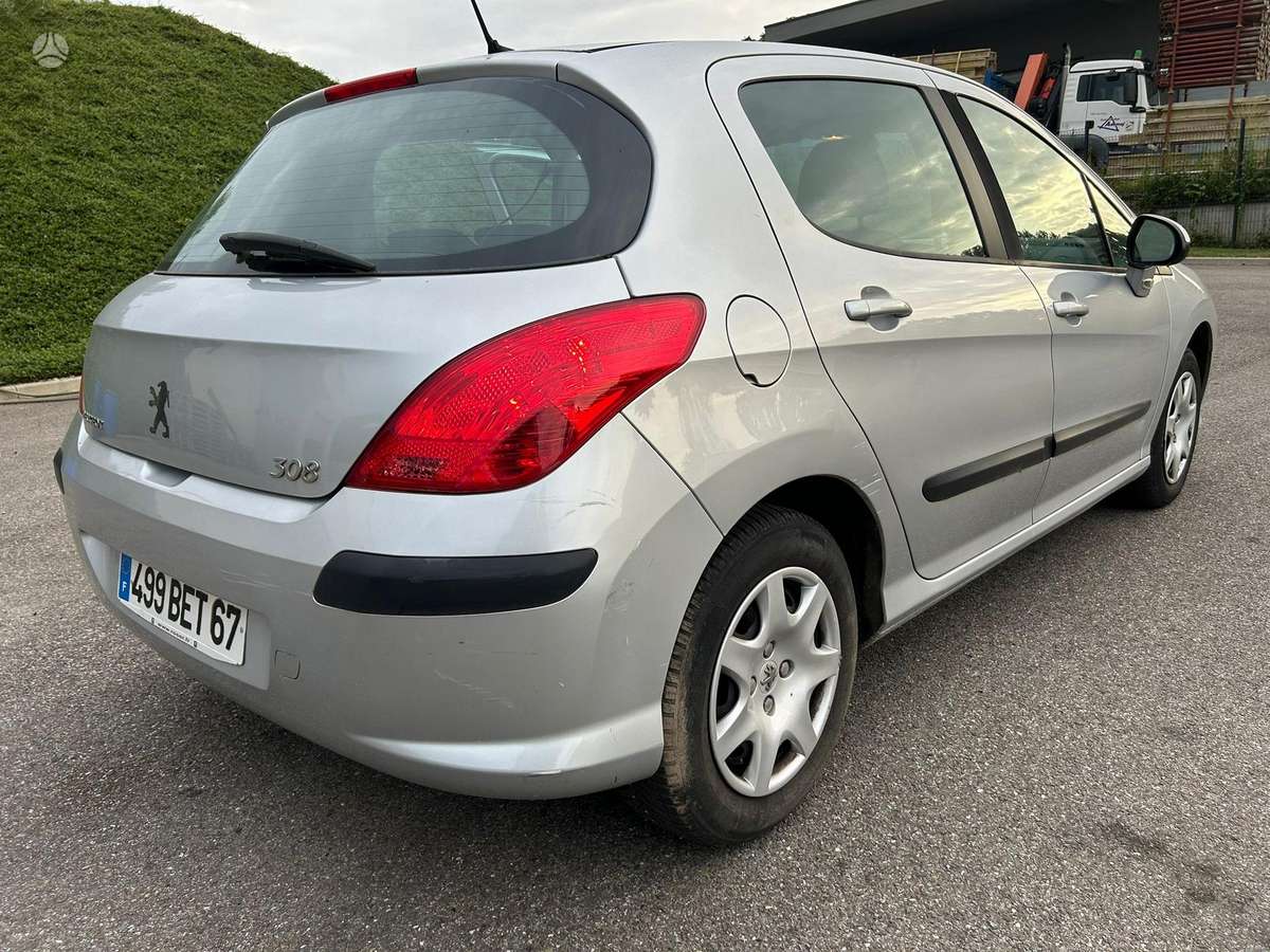 Peugeot 308 - 5