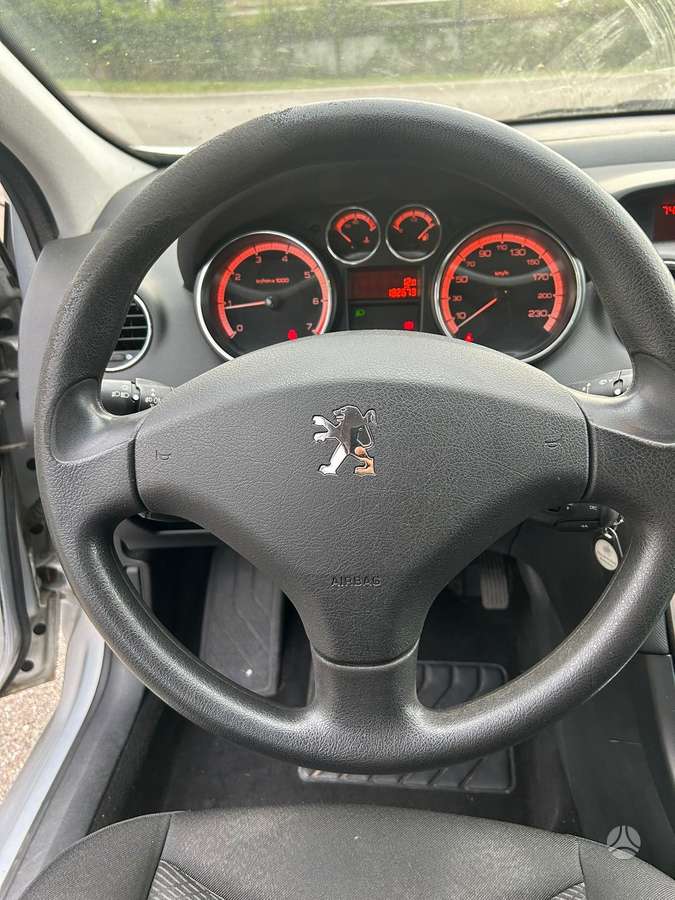 Peugeot 308 - 9