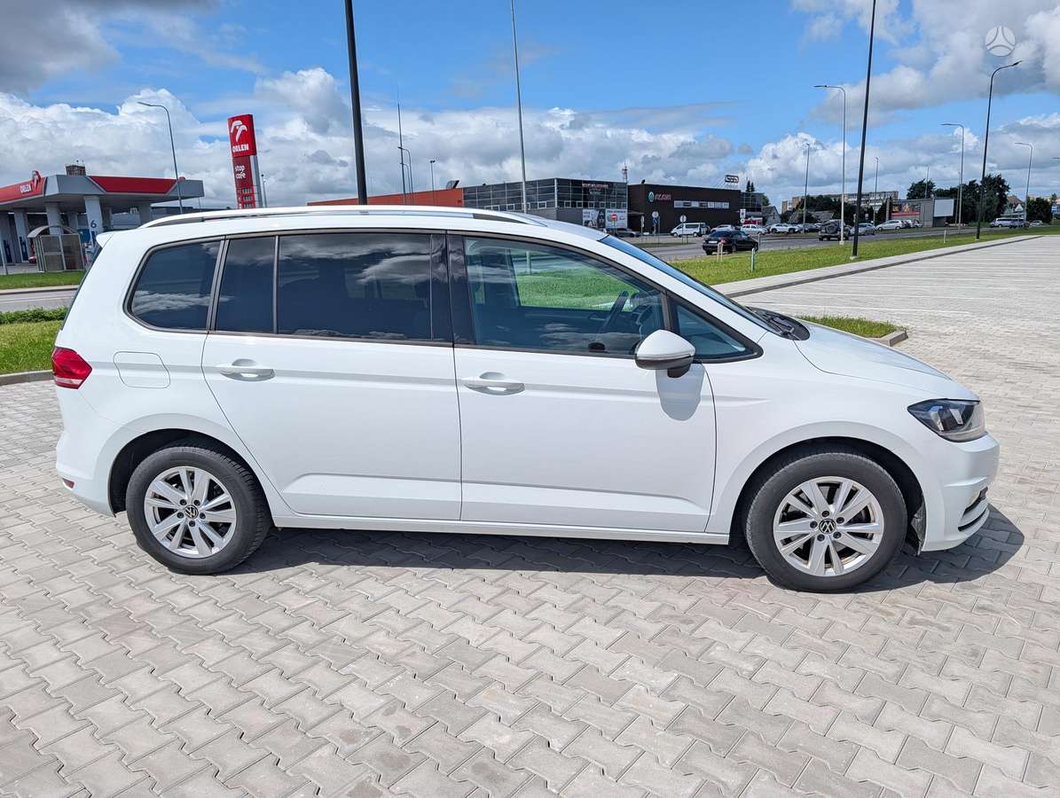 Volkswagen Touran - 2