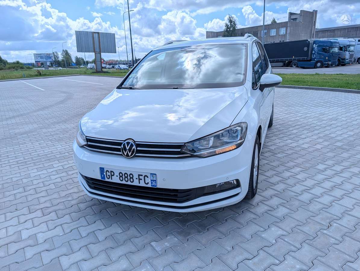 Volkswagen Touran - 9