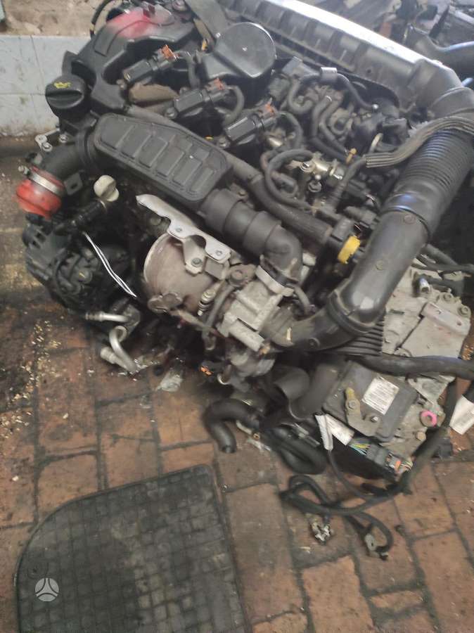 Peugeot 208, Hn01 10xj01, двигатель