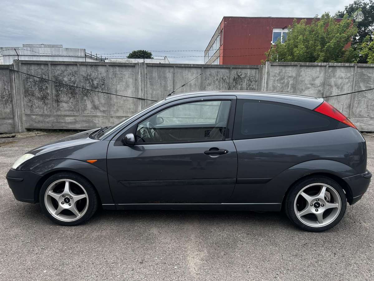 Ford Focus, 1.8 l., Хэтчбек