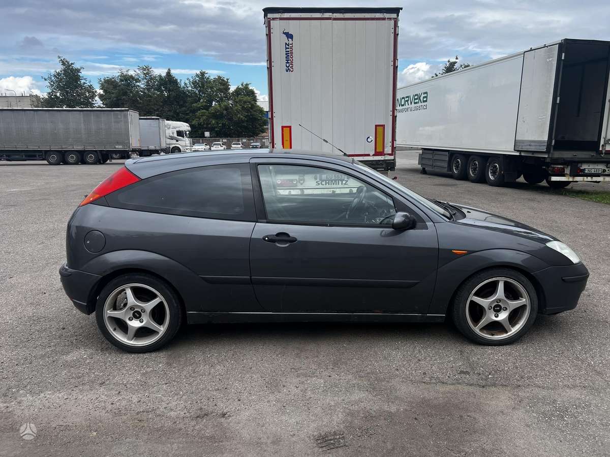 Ford Focus, 1.8 l., Хэтчбек