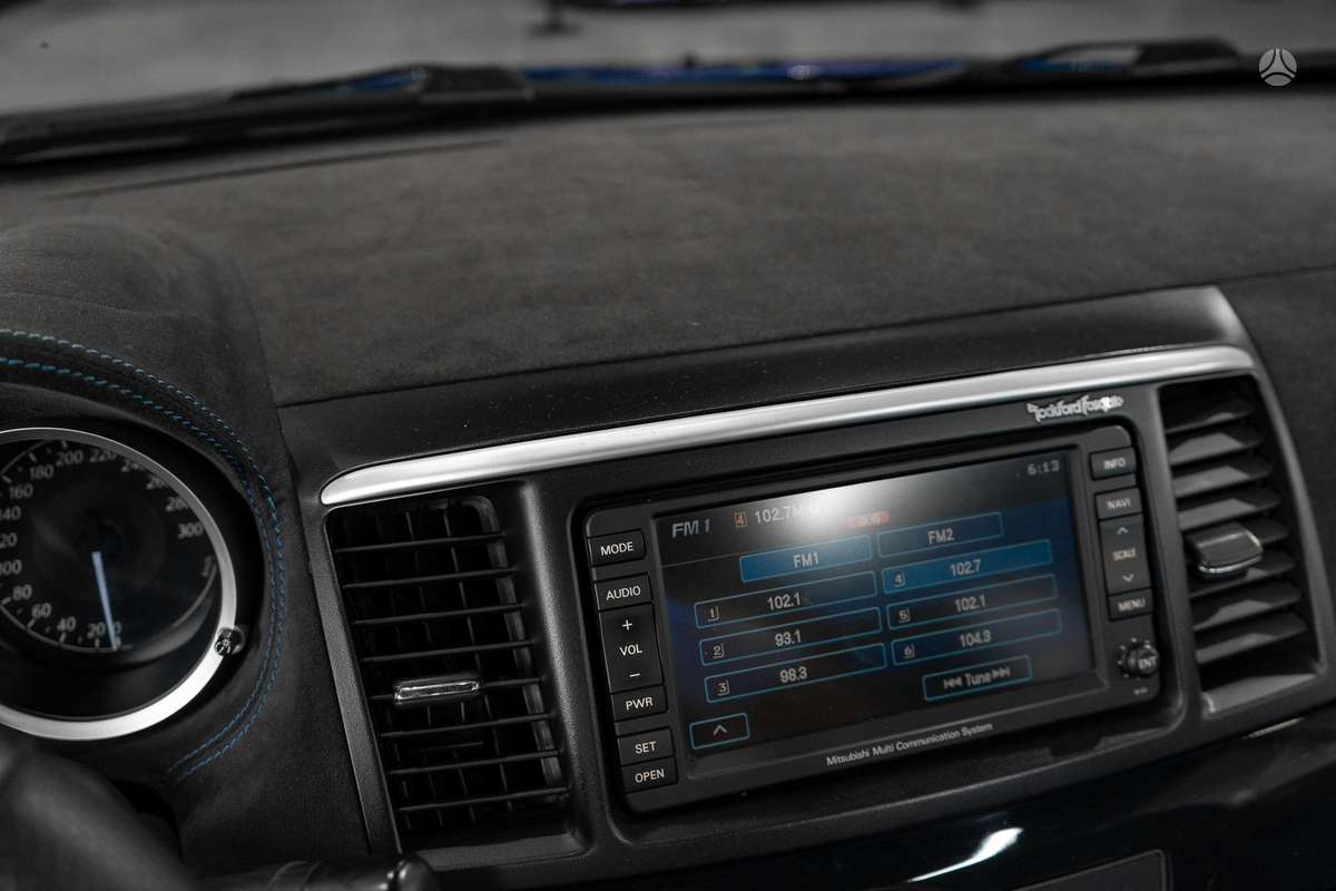 Mitsubishi Lancer Evolution, 2.0 l., sedanas