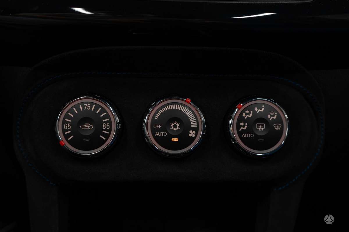 Mitsubishi Lancer Evolution, 2.0 l., sedanas