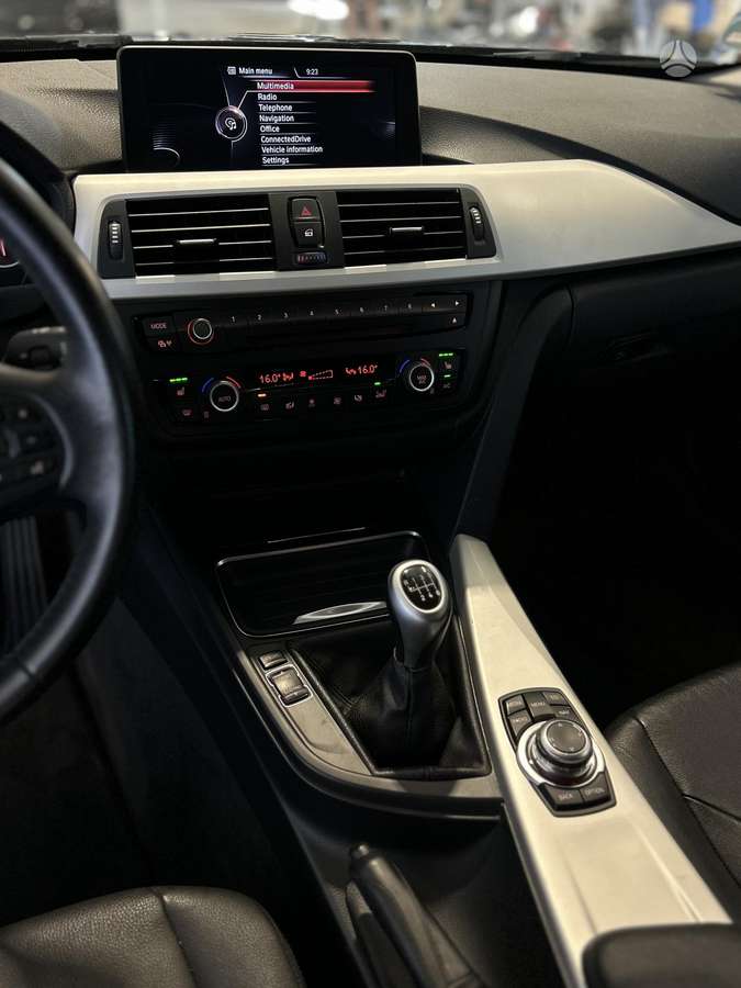BMW 318, 2.0 l., Универсал