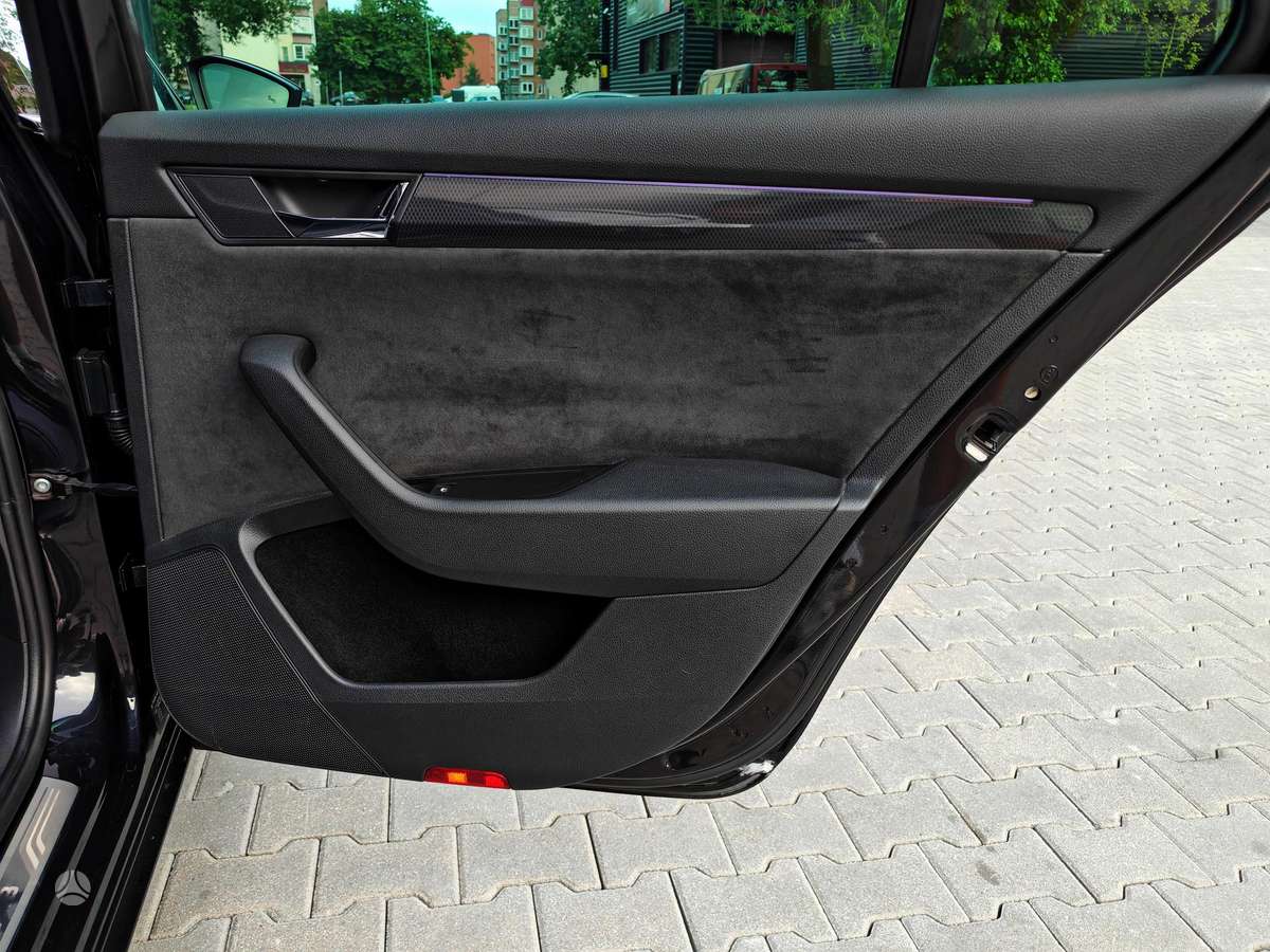 Skoda Superb, 2.0 l., Универсал