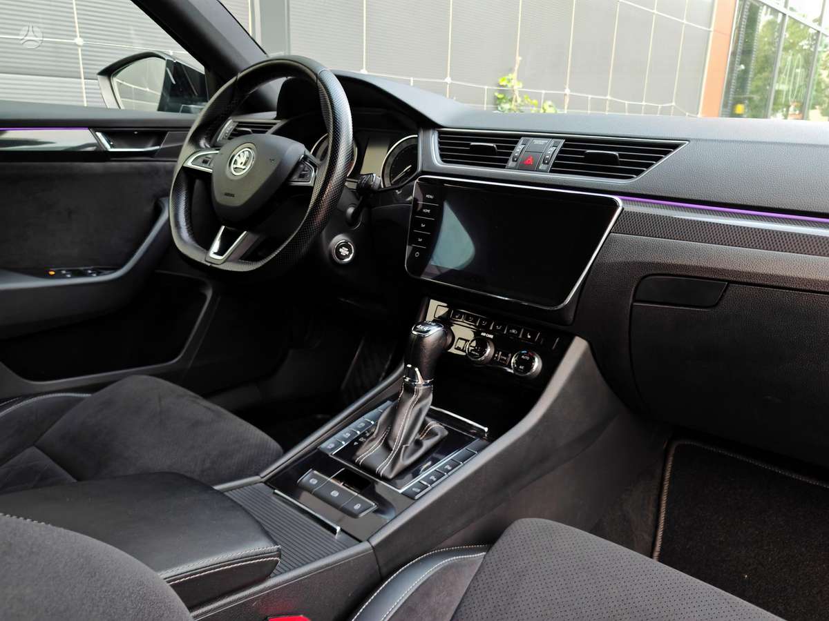 Skoda Superb, 2.0 l., Универсал