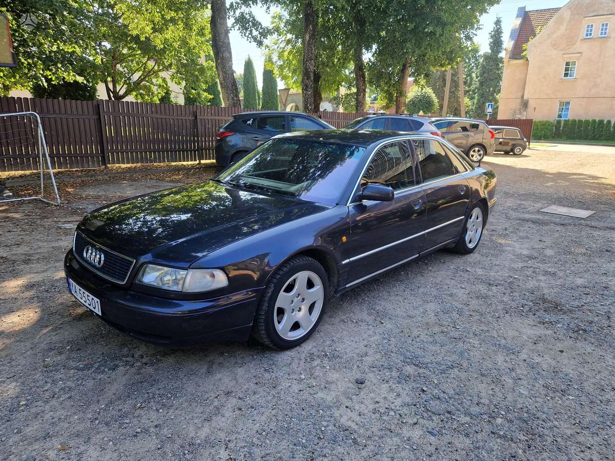 Audi A8, 2.8 l., sedanas