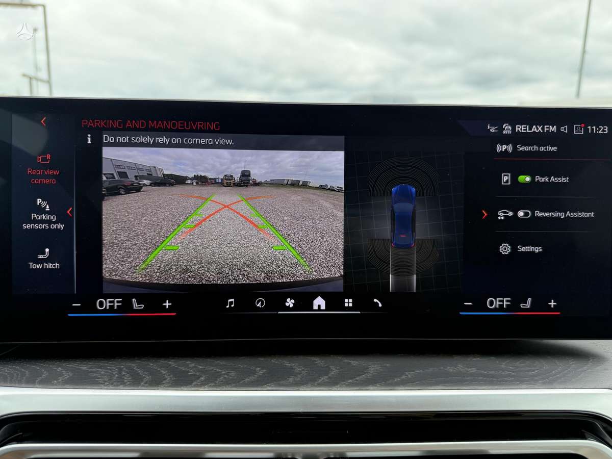 BMW i4, 80 kWh, hatchback