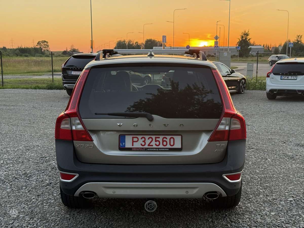 Volvo XC70, 3.0 l., Универсал
